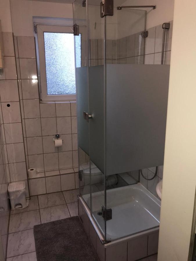 Koelner Pension Buitenkant foto